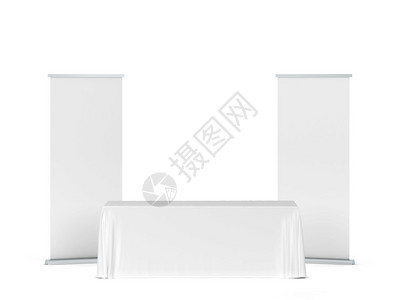 户外白色背景上孤立的三张插图纸旁挂着滚动横幅的空白交易桌布便携的白色图片
