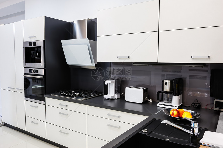 现代豪华hitek黑白厨房内饰干净的设计现代厨房干净的室内设计烤面包机橱柜防锈的图片