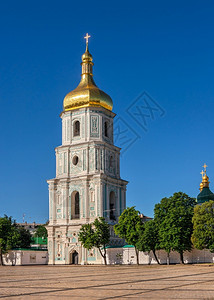 宗主教制欧洲普世的乌克兰基辅0712乌克兰基辅圣索菲亚广场上的圣索菲亚大教堂在阳光明媚的夏日早晨乌克兰基辅圣索菲亚广场上的圣索菲亚大教堂背景