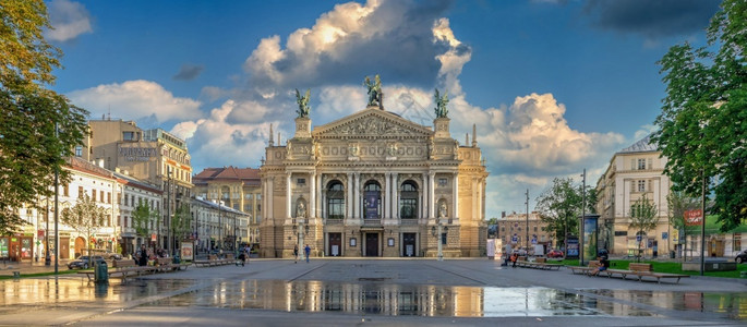 乌克兰国立歌剧和芭蕾舞团学术剧院在乌克兰利沃夫一个图片