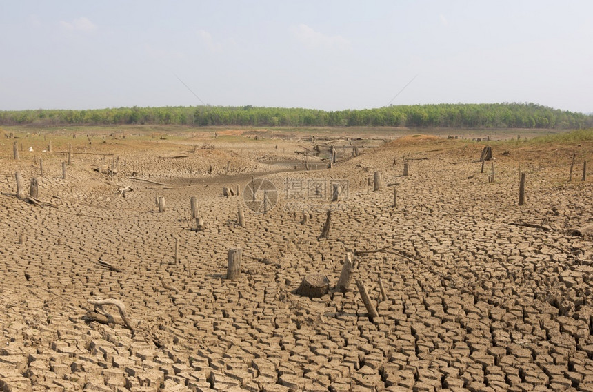 加利福尼亚全球升温夏季的干旱地面是燥的蓄水池梅穆赫兰邦泰国全球变暖干旱泥污染图片