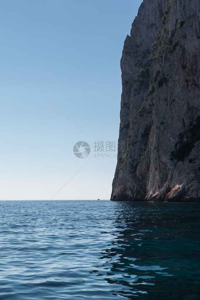 意大利海附近萨丁尼亚岸线岩石和克里夫斯海滨结石户外图片