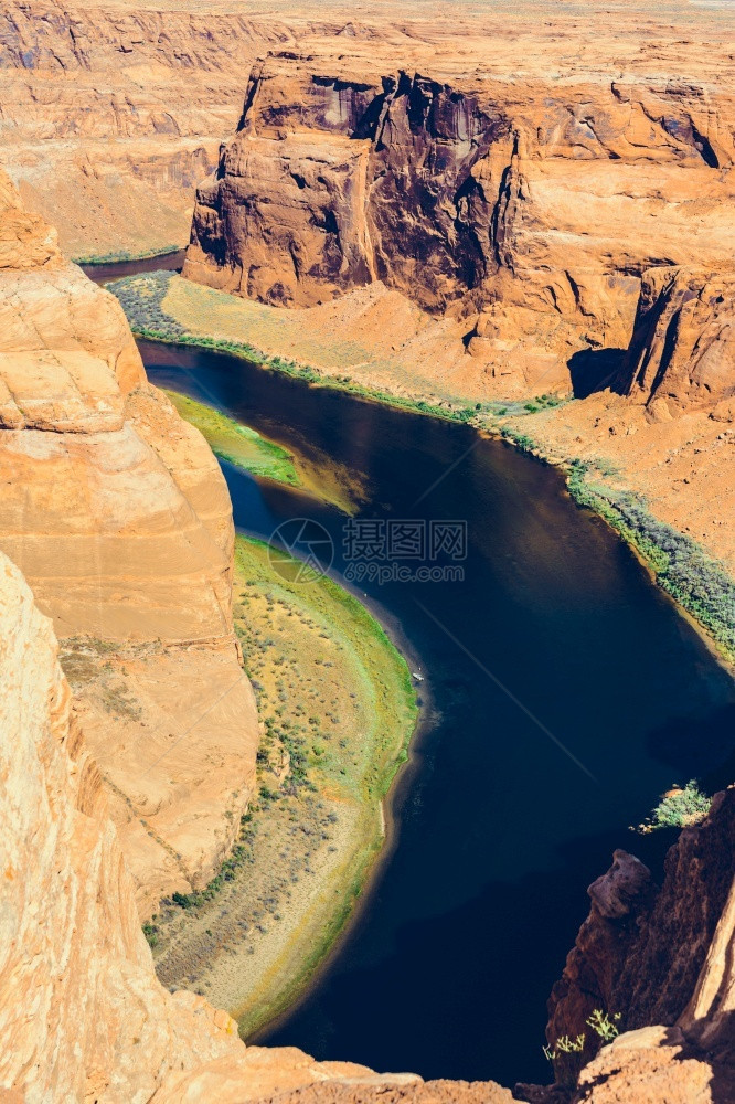 天空美国亚利桑那州格伦峡谷科罗拉多河上的马蹄木本德曲线自然图片