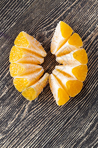 果汁杯子美食熟橙或国语切成几片近似橙子果结构是的可见结构橘子果图片