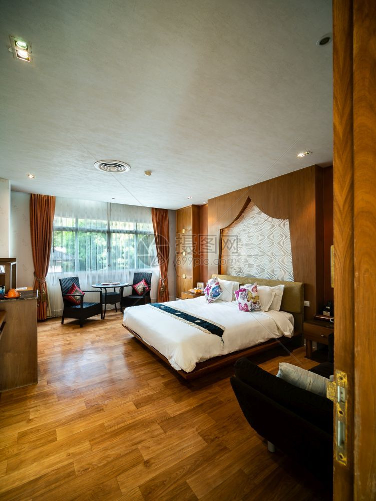 枕头干净的豪华房间床温光欧洲经典风格泰国旅馆度假胜地房间美丽的图片