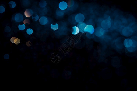 黑色背景的蓝布OKH抽象纹理模糊暴风雪图片