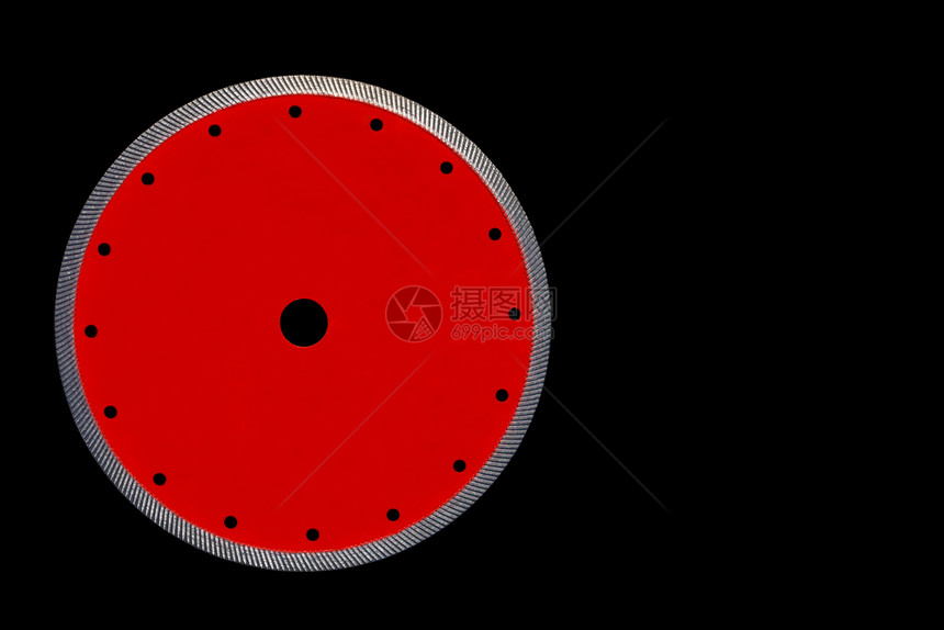 工具圆形的基辅金刚石直径为230毫米的红色切割盘用于精确切割花岗岩的薄刀片在黑色背景上隔离带有复制空间的图像用于精确切割金刚石直图片