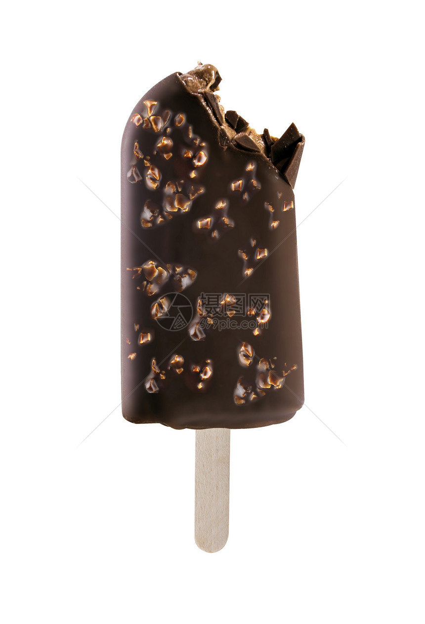 坚果白背景上隔绝的巧克力覆盖着甜冰淇淋点诱惑图片
