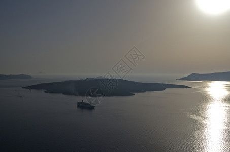 水天空海希腊圣托里尼岛Thira日落图片