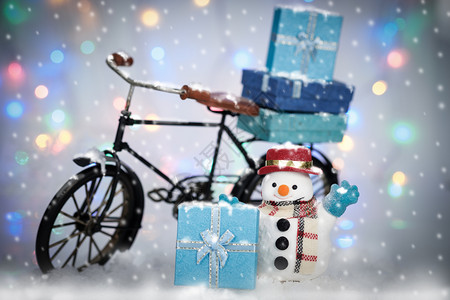 围巾Bokeh背景的雪中人赛车AF点选择和制作雪花快乐的自动对焦图片