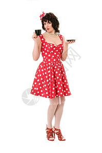 白种人咖啡妇女穿着红色礼服在白背景上被孤立肖像图片
