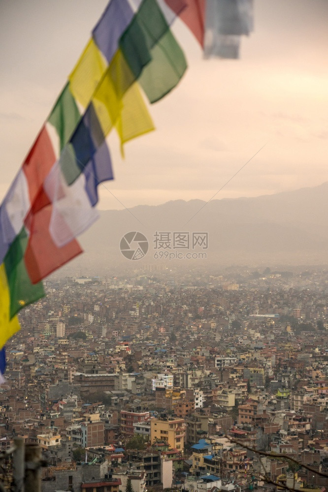 尼泊尔加德满都市的空中景象观亚洲人贫穷的图片