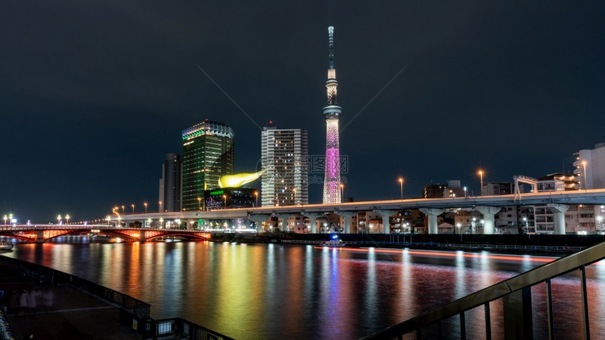 亚洲东京夜幕风景优美天空树图片