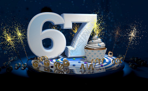 卡片新的六十七岁生日或周年纪念带有闪亮蜡烛的杯蛋糕67个生日或周年纪念有大数量白纸饼蓝色桌子上有黄流体黑色桌面上满是火花的黄色溪设计图片