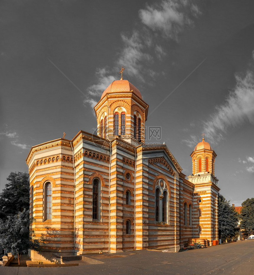 城市2019年月7日康斯坦察罗马尼亚07921圣彼得和保罗大教堂在马尼亚黑海度假胜地的圣彼得和保罗大教堂在康斯坦察罗马尼亚海港图片
