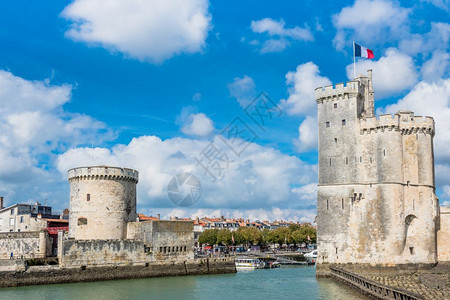 海岸纪念碑法国拉罗歇尔古老堡垒旧港塔镇图片