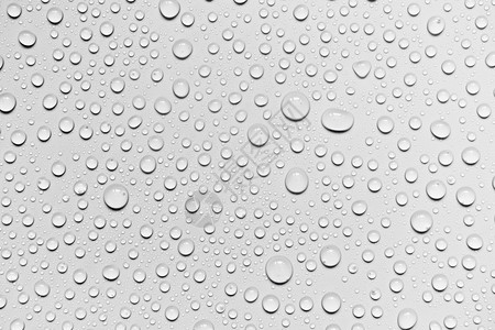王冠透明素材透明光滑的向量白色背景水滴用于设计和广告的设计图片