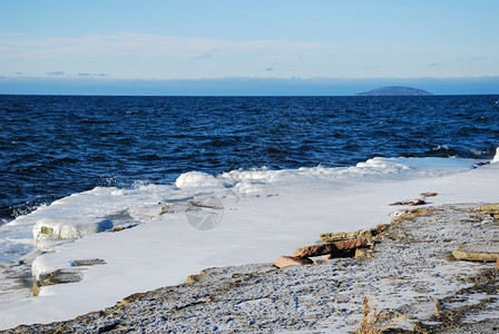 自然从波罗的海瑞典群岛奥兰Oland的冬季角度海滩冷若冰霜图片