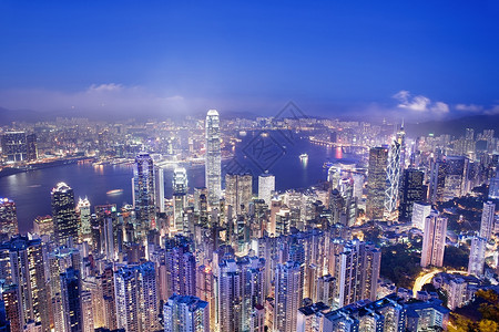 夜景香港从黄昏时的维多利亚峰顶天际线金融的图片