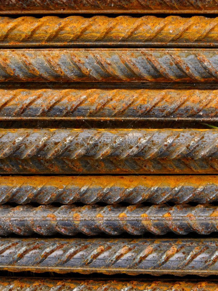 强化钢棒纹质和生锈工业抽象的加固钢棒以及铁条棒工程斯克莱兹涅夫建筑学图片