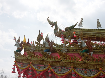 泰国BunBangFai节小说中的雕像文化纳迦佛教图片