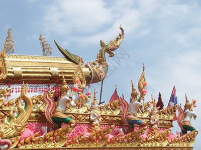 纪念碑美丽泰国BunBangFai节小说中的雕像祈祷图片