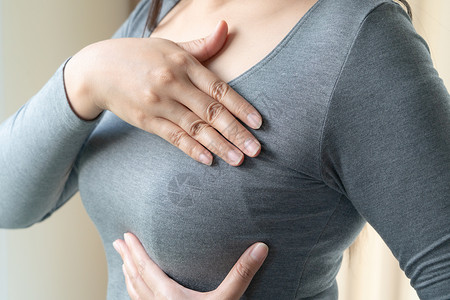 乳腺癌妇女预防概念图片