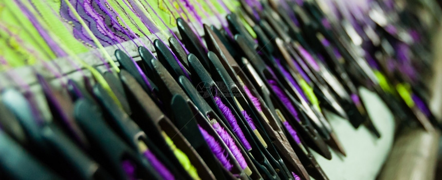 创造力手工制作的艺缅甸内尔湖传统编织缝线的紧贴缅甸内尔湖传统编织纹线的紧贴图片