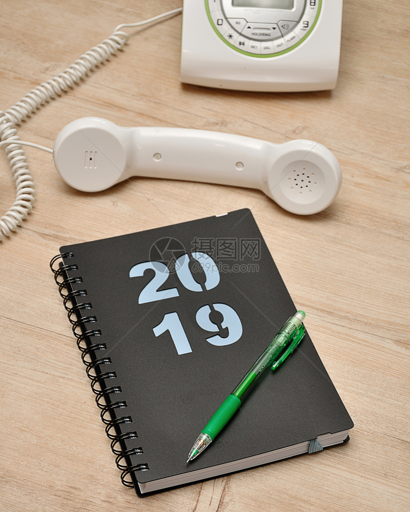 2019年的日记铅笔和木本电话拨号办公室接收者图片