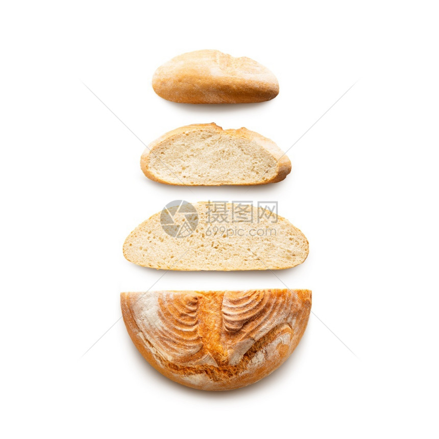 圆形烤谷物面包切片隔离在白色背景顶部视图圆形烤谷物面包自制早餐复空间图片