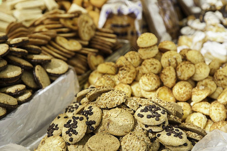 卡路里牛奶堆叠的传统市场上手工巧克力饼干关于自制糕点的详细节图片