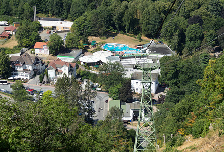 木头查看Burgberg有线汽车的山谷站复制旅行高清图片