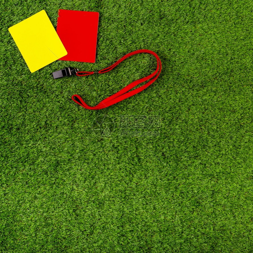 红黄纸牌的足球构成播放器庆祝闲暇图片