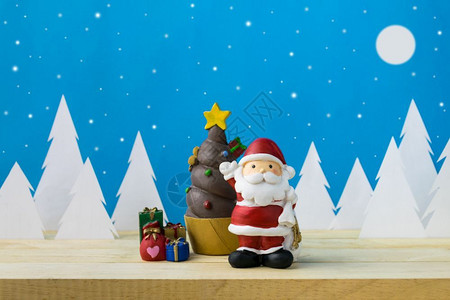 红色的快乐冬天用于圣诞节装饰的儿童玩具图片