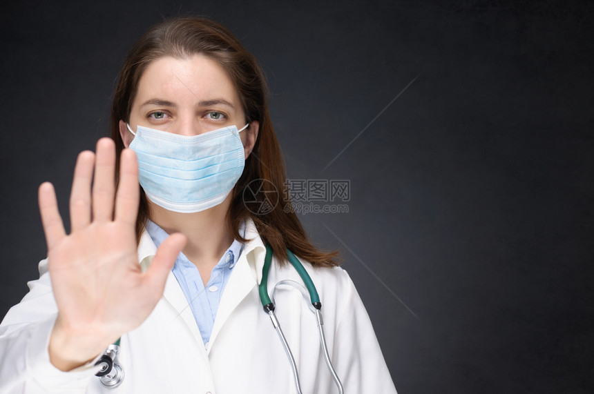 戴口罩的女医生禁止手势图片