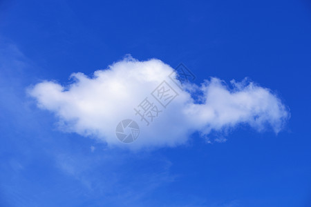 积云朦胧阳光蓝色天空背景的美丽白云蓝色天空和白云层图片