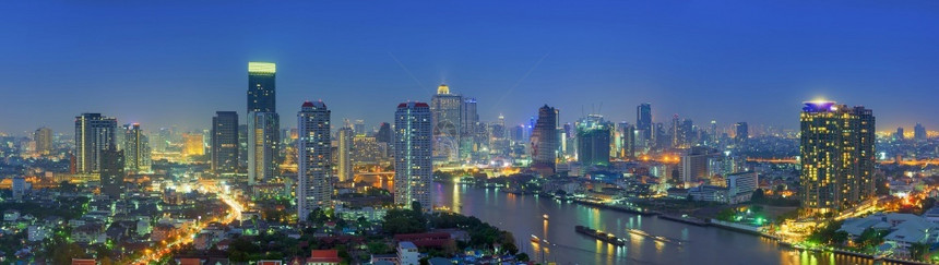 金融的曼谷夜间风景黄昏时地貌河景色曼谷夜间风景城市的旅行图片