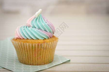 糖果Cupcake饼的装饰美极了光亮明AF点选择不良美味的图片