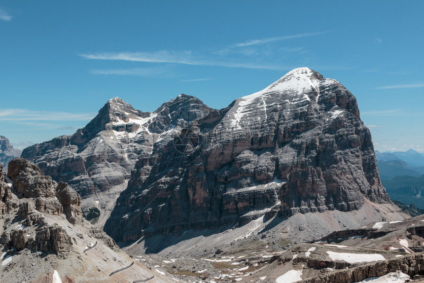 巴伦洛基山夏季意大利多洛米人阿尔卑斯山带冰川假期多岩石的绿色图片