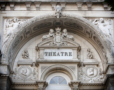 法国阿维尼翁剧院的外观著名歌剧优质图片