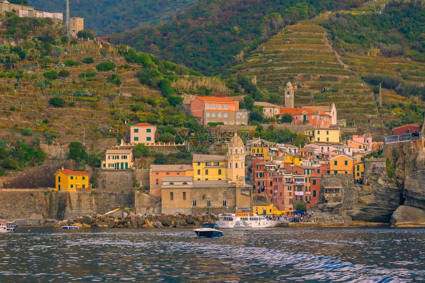 房屋老的Vernazza欧洲辛克特地环球中海山脉多姿彩的城市风景吸引力图片