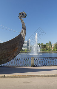 古代维京人德雷卡的老木制船血管瑞典装饰图片