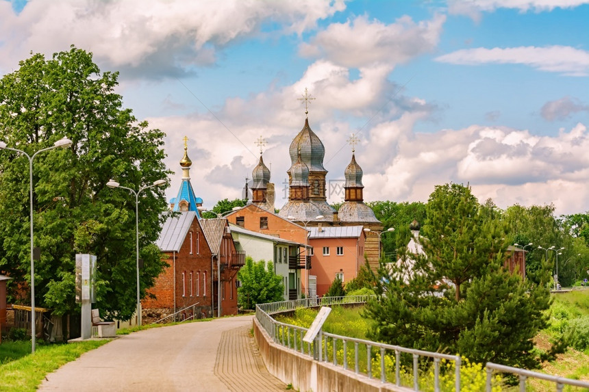 拉脱维亚Jekabipils的东正教圣灵堂东正堂圣灵东正堂旅行冲天炉宗教图片