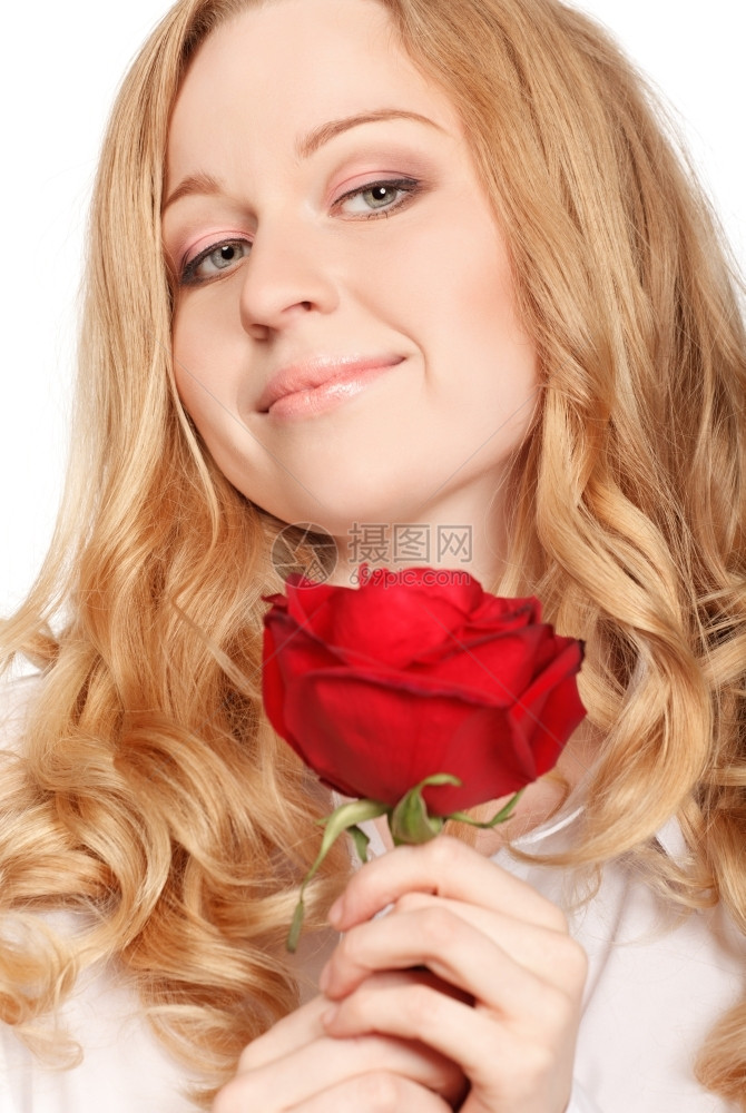 美丽的年轻女红玫瑰特写肖像健康微笑清除图片