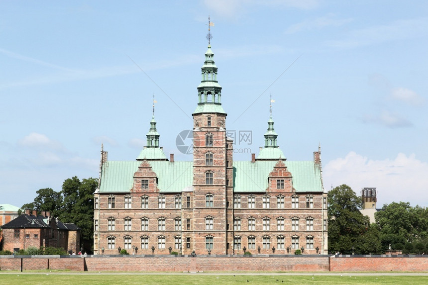 夏天美丽的历史丹麦哥本哈根罗森堡Rosenborg城堡图片