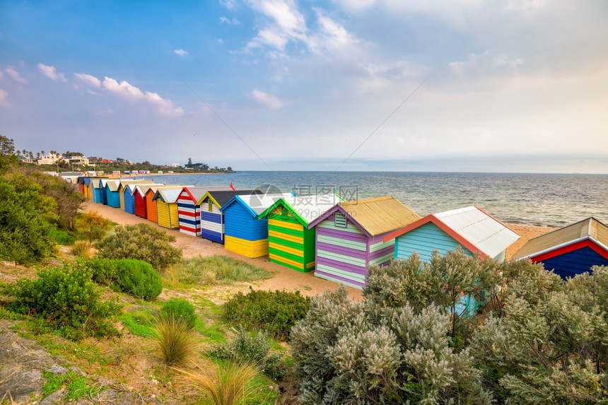 风景优美可爱的盒子澳大利亚墨尔本Brighton海滩多彩的小屋图片