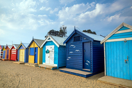 水平的澳大利亚墨尔本Brighton海滩多彩的小屋夏天吸引人的图片