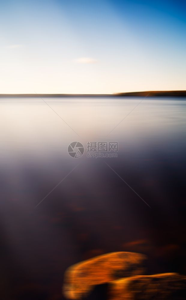 云黄昏作品垂直的湖景抽象图片