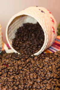布朗咖啡豆背景图片
