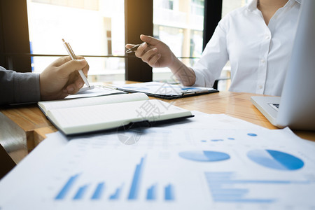 税在工作场所计算财务数据投资基金的业务审计财富概念预算报告图片